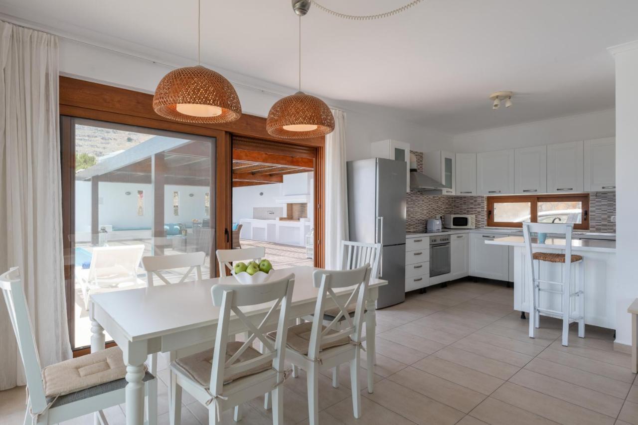 Villa Milena With Private Pool, Vlicha Beach Lindos ภายนอก รูปภาพ