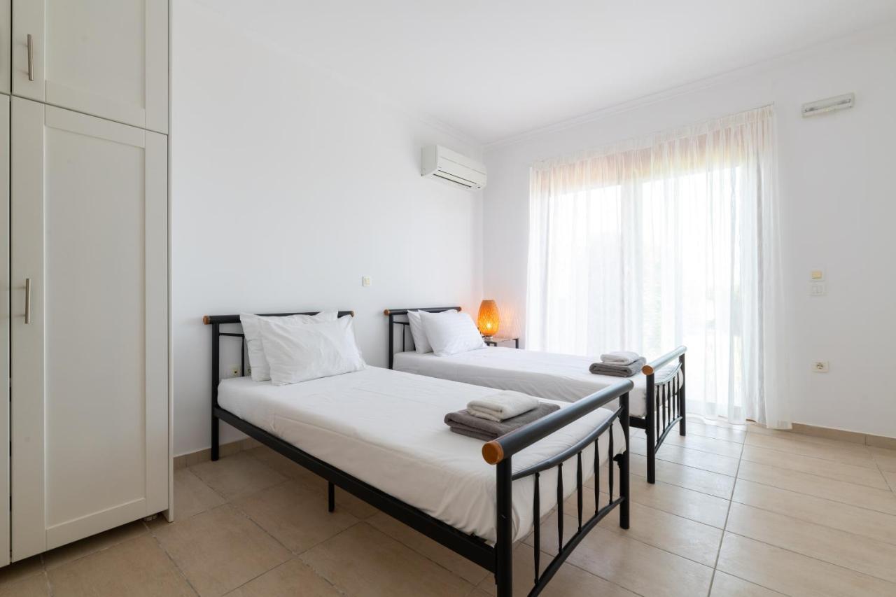 Villa Milena With Private Pool, Vlicha Beach Lindos ภายนอก รูปภาพ